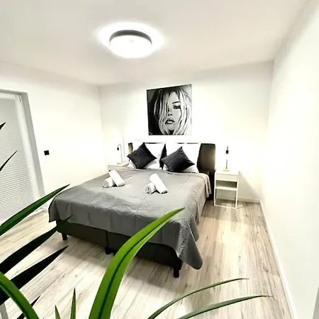 Highlife One Appartement *